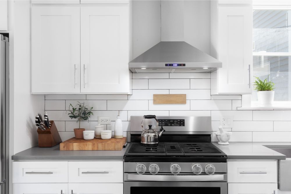 Backslash tile | Carpet Outlet Plus