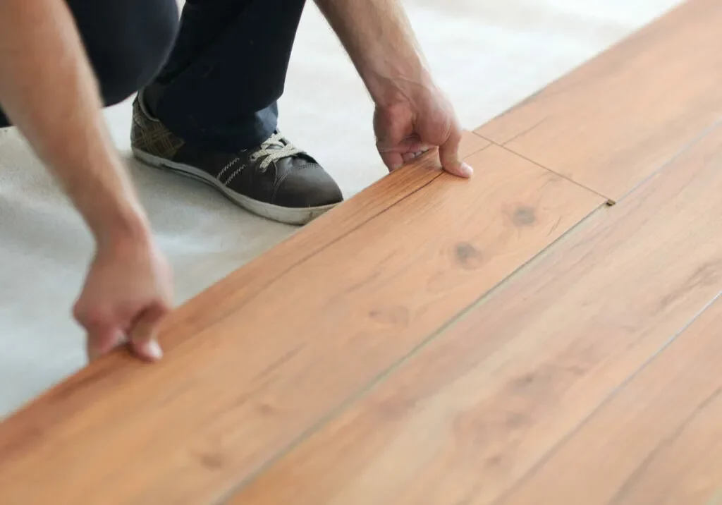 imgi_5_laminate_install_1600x1600-1024x1024-landscape